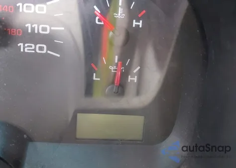 2004 Ford F-150 Stx/Xl/Xlt z USA, uszkodzony, nr VIN 1FTRX12W24NA64916